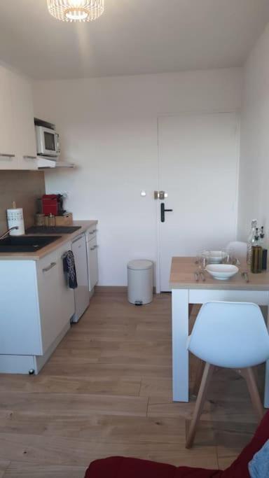 Charmant T1Bis Renove Avec Gout Rodez Kültér fotó